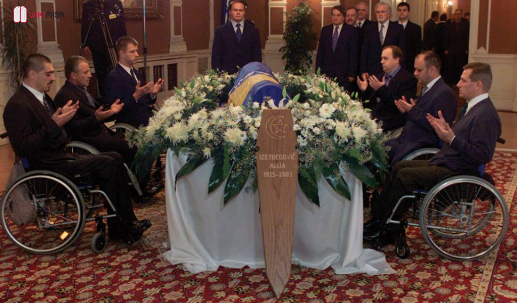 المحاربون القدماء في جنازة الرئيس علي عزت بيجوفيش