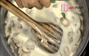 المكرونة بالوايت صوص