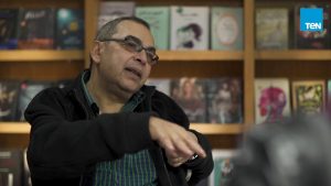 د.احمد خالد توفيق مع الشباب