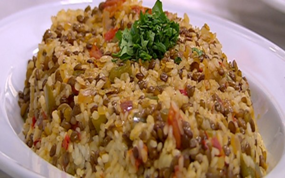 الأرز بالعدس وصفة اقتصادية وشهية