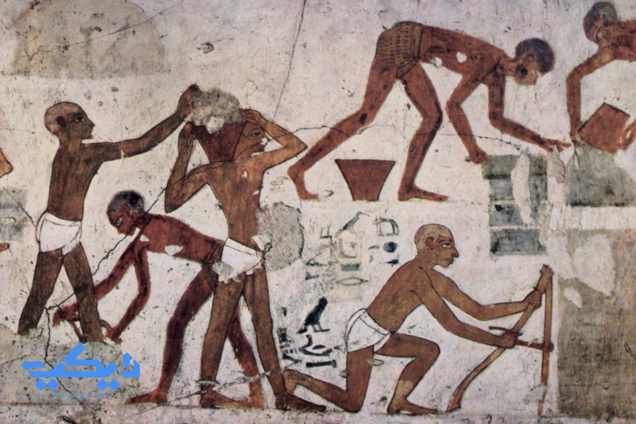 الحياة اليومية والعمل الشاق فى مصر القديمة.