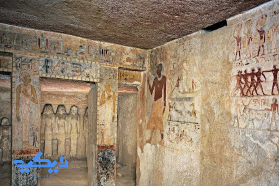 مقبرة الملكة "مرس عنخ الثالثة" بهضبة الجيزة.
