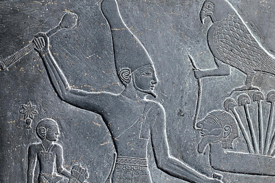 كيف نشأت الحضارة المصرية القديمة وكيف تم توحيد القطرين؟