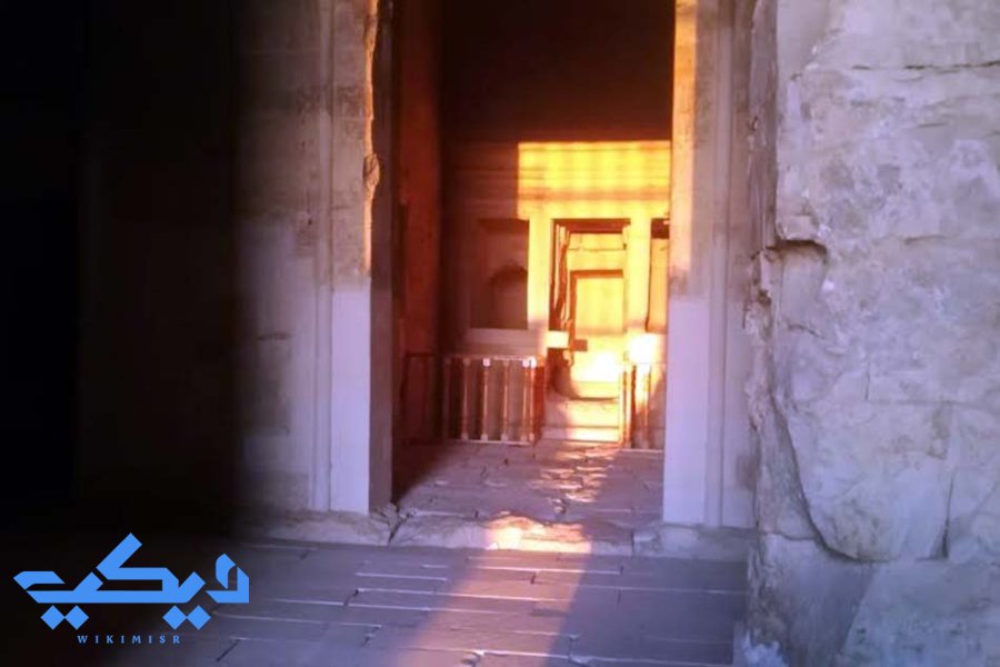 معبد سوبك المعروف خطأ بقصر قارون.