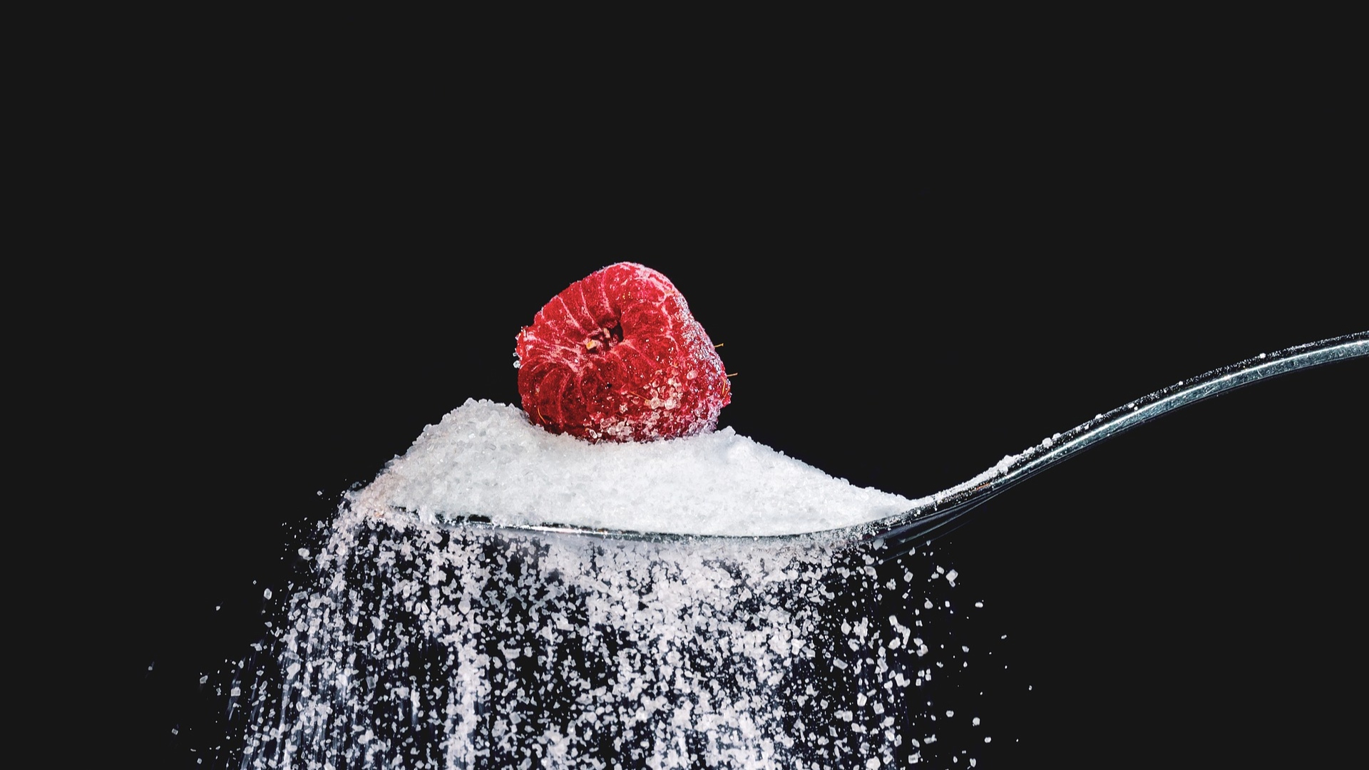 تفسير رؤية السكر في المنام للعزباء