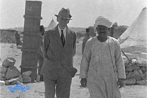 الريس أحمد سعيد وعالم الآثار الاميركي آلان رو