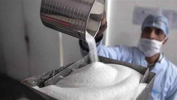 هل السكر العادي يختلف عن السكر الموجود في البلح ورغيف العيش المصري؟