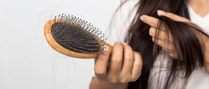 تحاليل ضرورية لمعرفة أسباب تساقط الشعر